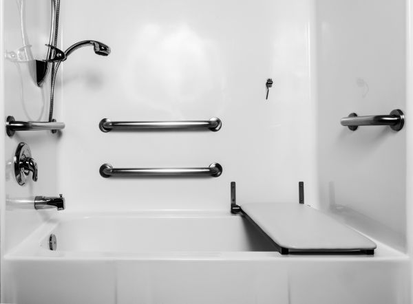 Accessible Tub Installation in Frisco
