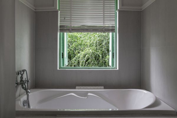 Fiberglass Tub Installation in Frisco